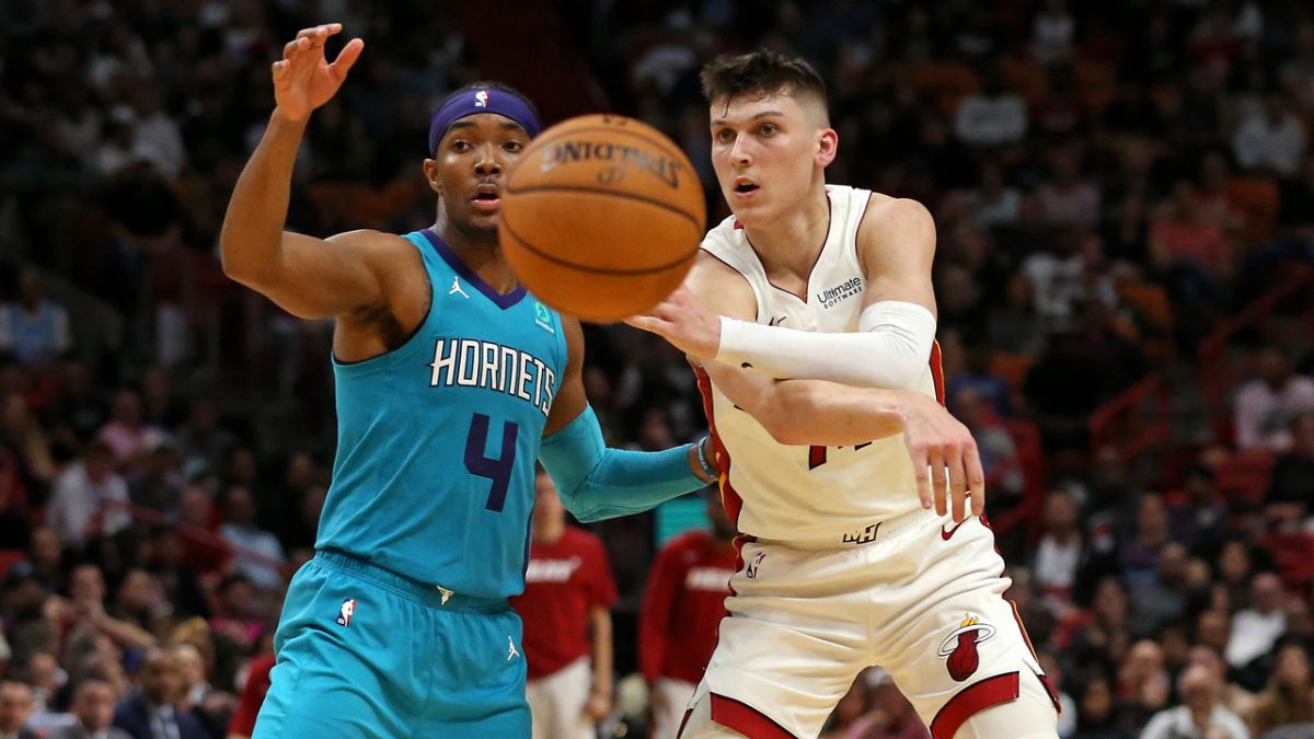 包含德布劳内关键节点爆冷，美国队带队取胜！的词条